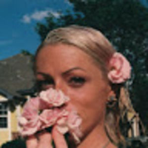 Meet your Posher, Avi claire